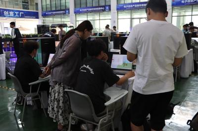 工學(xué)部成功舉辦河南省第十六屆“高教杯”先進(jìn)成圖與產(chǎn)品信息建模大賽增材制造賽項(xiàng)比賽